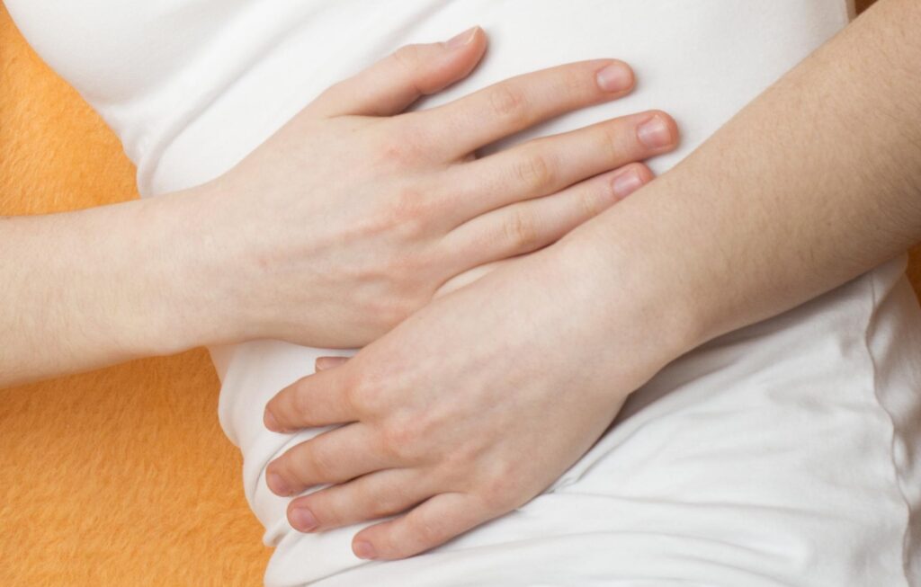 Maux de ventre pour 3 enfants sur 10, premier motif d'absence à l'école