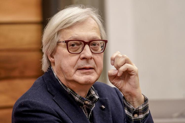 Sgarbi : "Je démissionne de mon poste de sous-secrétaire"