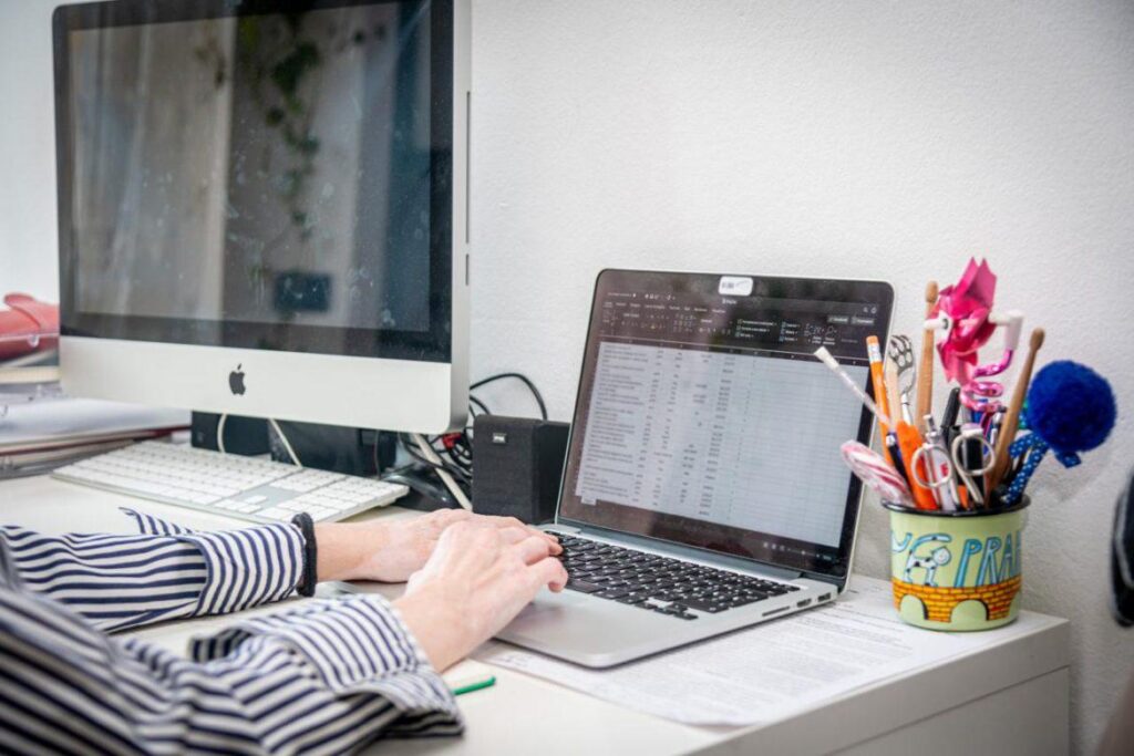 Adieu le smartworking selon la loi, psychologues : "Mélanger présence-télécommande est l'optimum"
