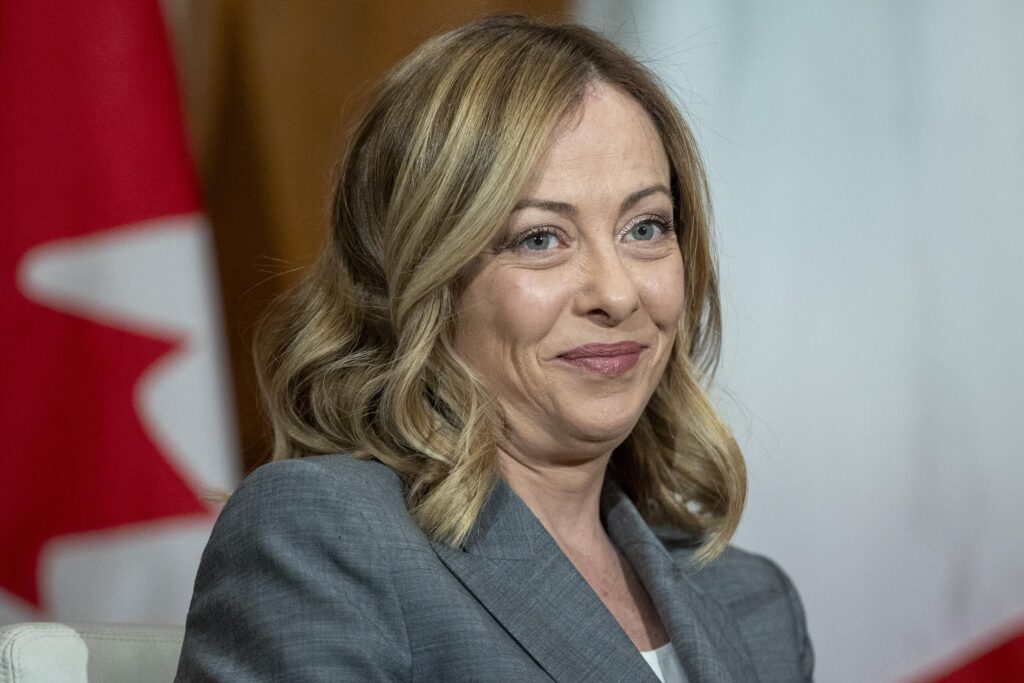 Cortei, Meloni : "Pas de rupture avec le Quirinale, j'étais en colère contre la gauche, pas contre Mattarella"