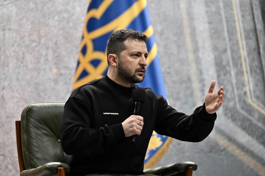 L'Ukraine, Zelensky et le message aux USA : "Six mois perdus, Poutine n'attend pas"