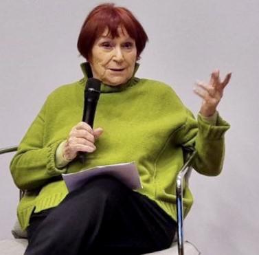 La vie de centenaires en Zone Bleue. À la recherche des secrets de longévité