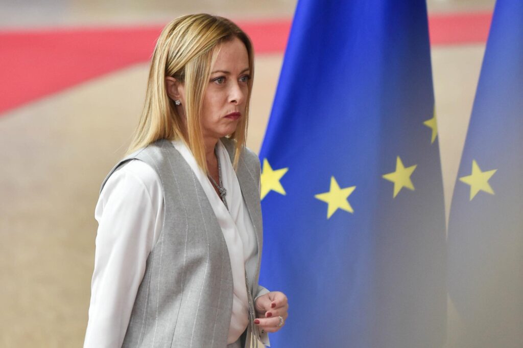Meloni à Bruxelles, le Premier ministre fixe la ligne gouvernementale sur l'Ukraine