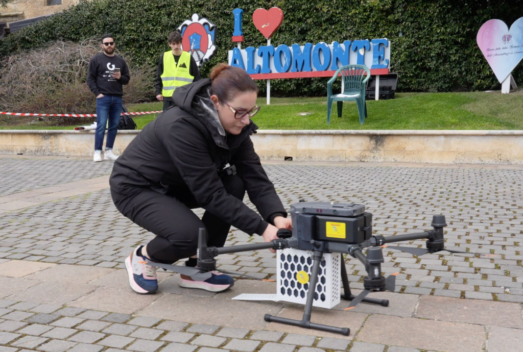 Un drone bat une ambulance et un défibrillateur arrive en premier