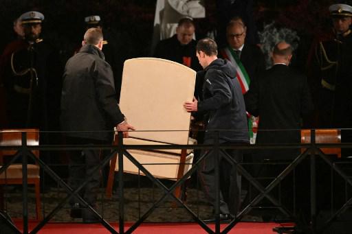 Via Crucis au Colisée, le Pape ne participe pas