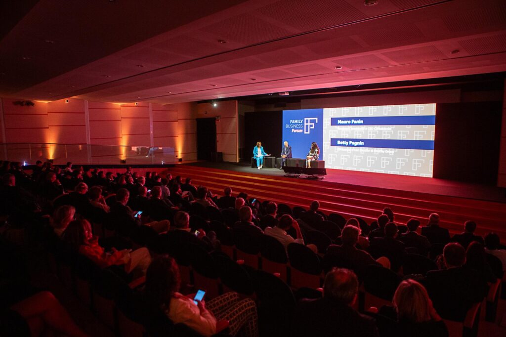 Le Family Business Forum 2024 arrive à Lecco, avec le capitalisme familial au centre