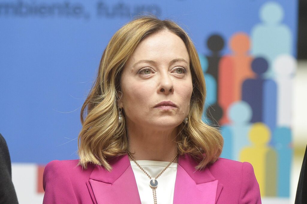 Avortement, Meloni répond à Madrid: "Ignorants, ne donnez pas de leçons"