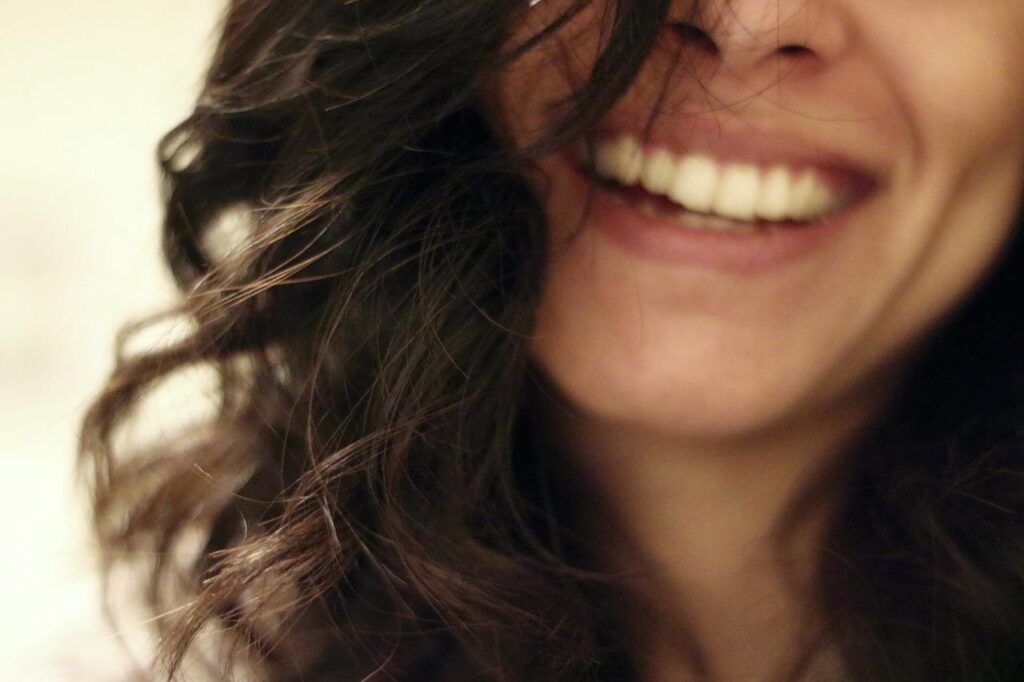 Des dents plus blanches ? Voici comment procéder