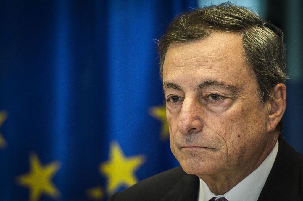 Draghi et la nouvelle idée de l'UE, les réseaux sociaux s'illuminent en Italie et en France suite au discours de l'ancien premier ministre