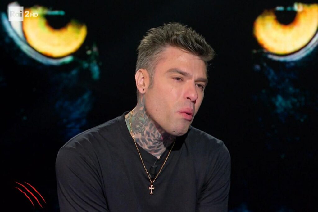 Fedez en larmes à Belve : "Trois années difficiles, nous n'avons pas pu faire face à Chiara"