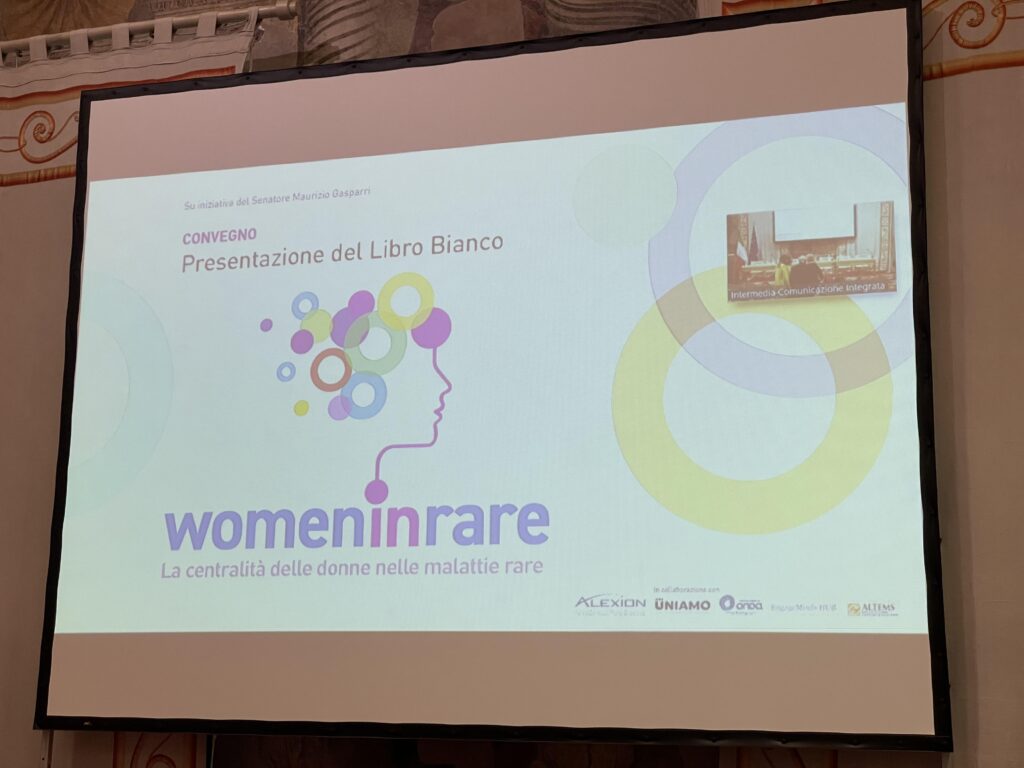 La centralité des femmes dans les maladies, « Livre blanc italien » présenté au Sénat, avec informations, enquêtes et témoignages