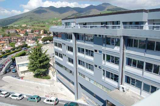 Présentation du plan d'agrandissement du centre de cancérologie Irccs Crob en Basilicate et