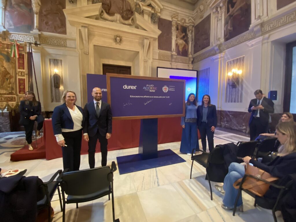 « A Luci Accese », la Commune de Milan et Durex ensemble pour l'éducation émotionnelle et sexuelle dans les lycées