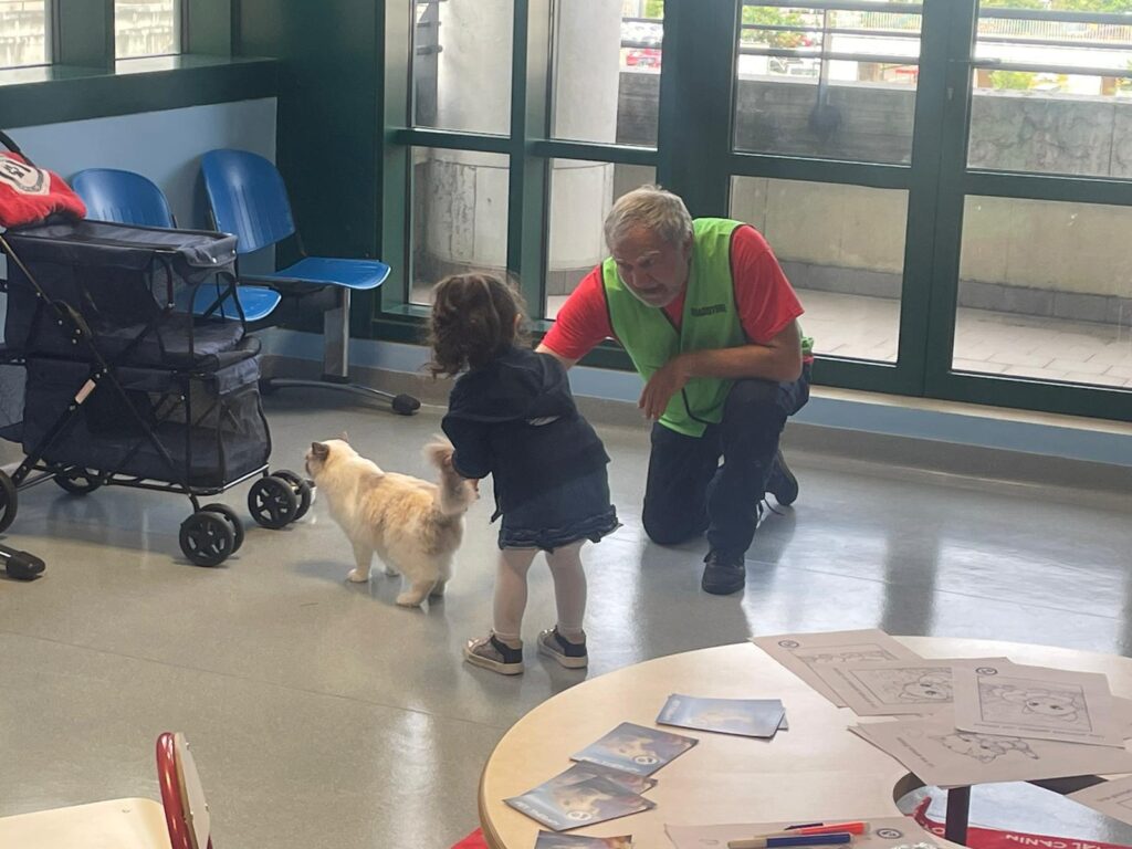 Chez Niguarda et Fatebenefratelli Milano Cat Therapy pour mille enfants