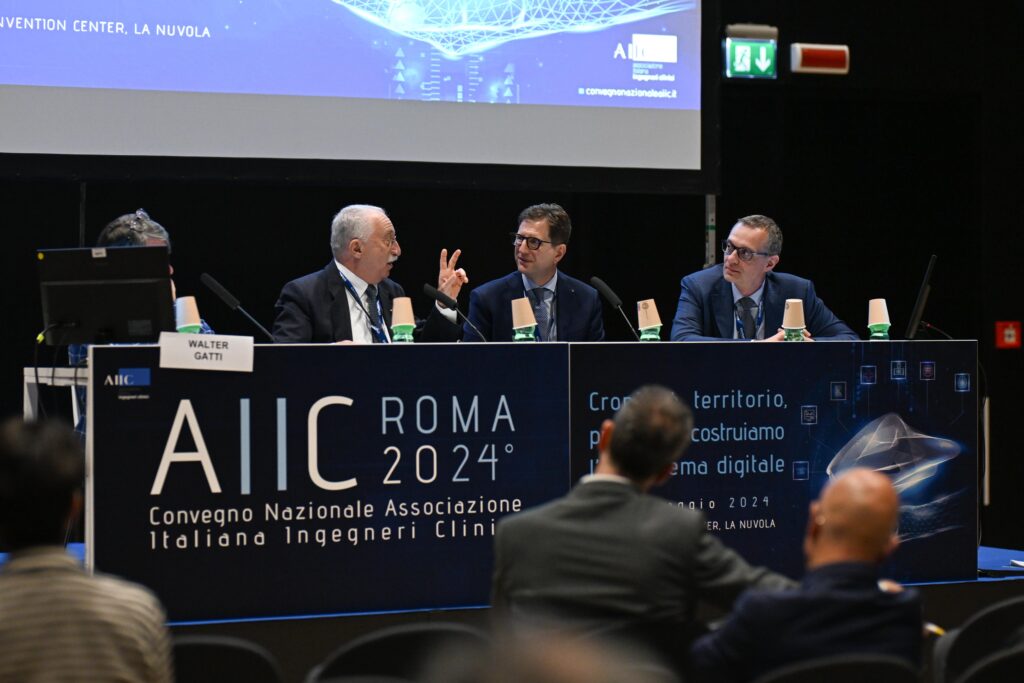 Ingénieurs cliniciens, « conférence de référence de l'AIIC sur les technologies pour le NHS »