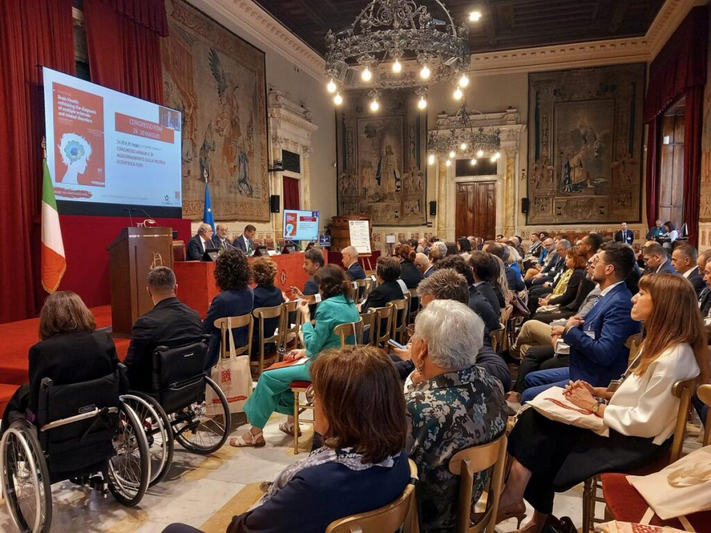 La sclérose en plaques pour 140 mille Italiens, le Baromètre Aism photographie l'urgence sanitaire et sociale