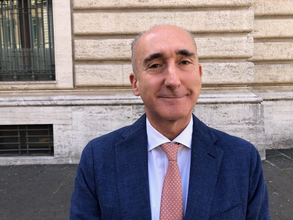 Levialdi Ghiron (Tor Vergata) : « Les médecins ne sont pas de simples prestataires de services »