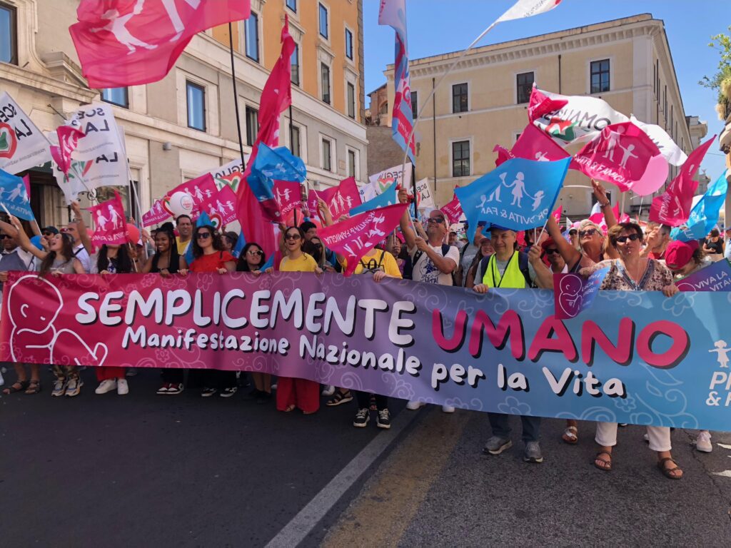 Manifestation « Choisissons la vie » à Rome