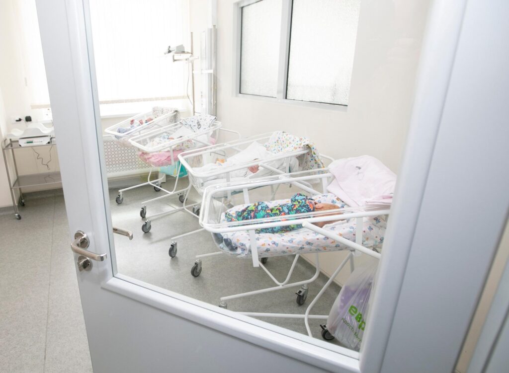 Santé, Respirons ensemble : « Il est urgent de prévenir le VRS chez les nouveau-nés pour des raisons d'éthique et de durabilité »