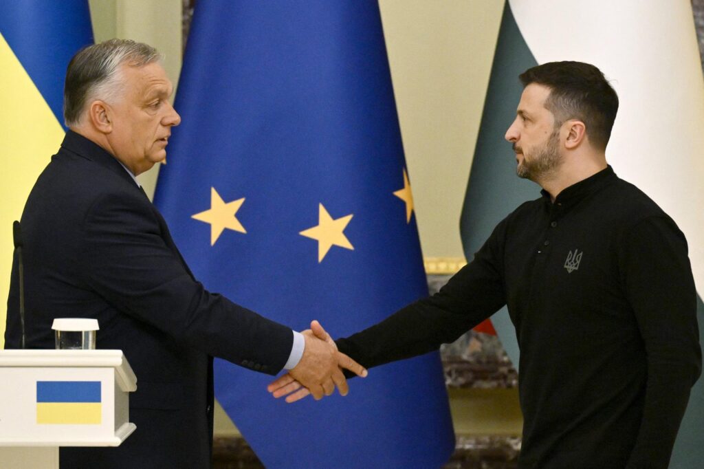 Ukraine, Orban à Zelensky : "Nous avons besoin d'un cessez-le-feu rapide pour accélérer les négociations"