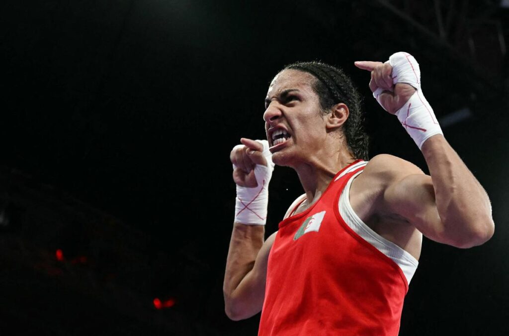 Paris 2024, Khelif gagne encore : c'est une médaille. Le président algérien : « Vous honorez les femmes »