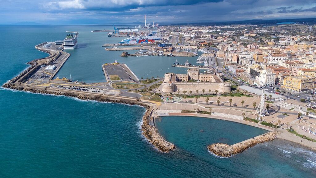 Nouvel accès au bassin et connexion avec barricade présenté à Civitavecchia