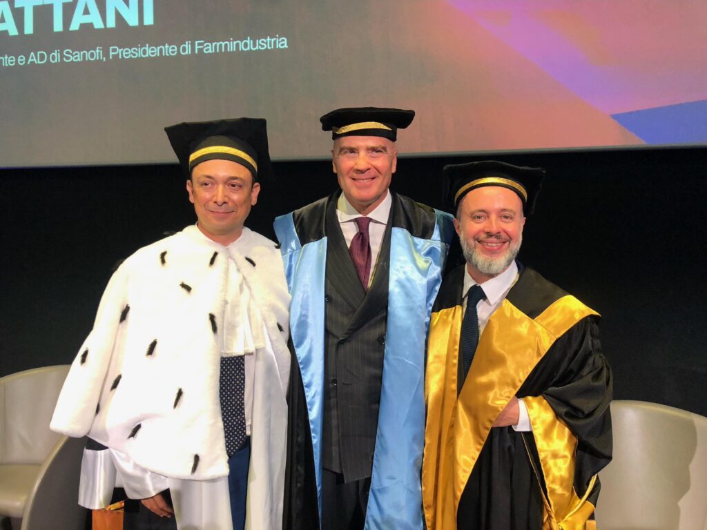 Université Pegaso, diplôme honorifique à Marcello Cattani en sciences économiques