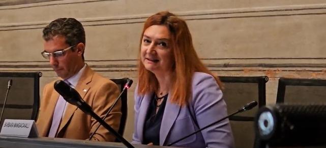 Manœuvre, Ordres d'infirmières : "Bonne augmentation de l'allocation d'infirmière"