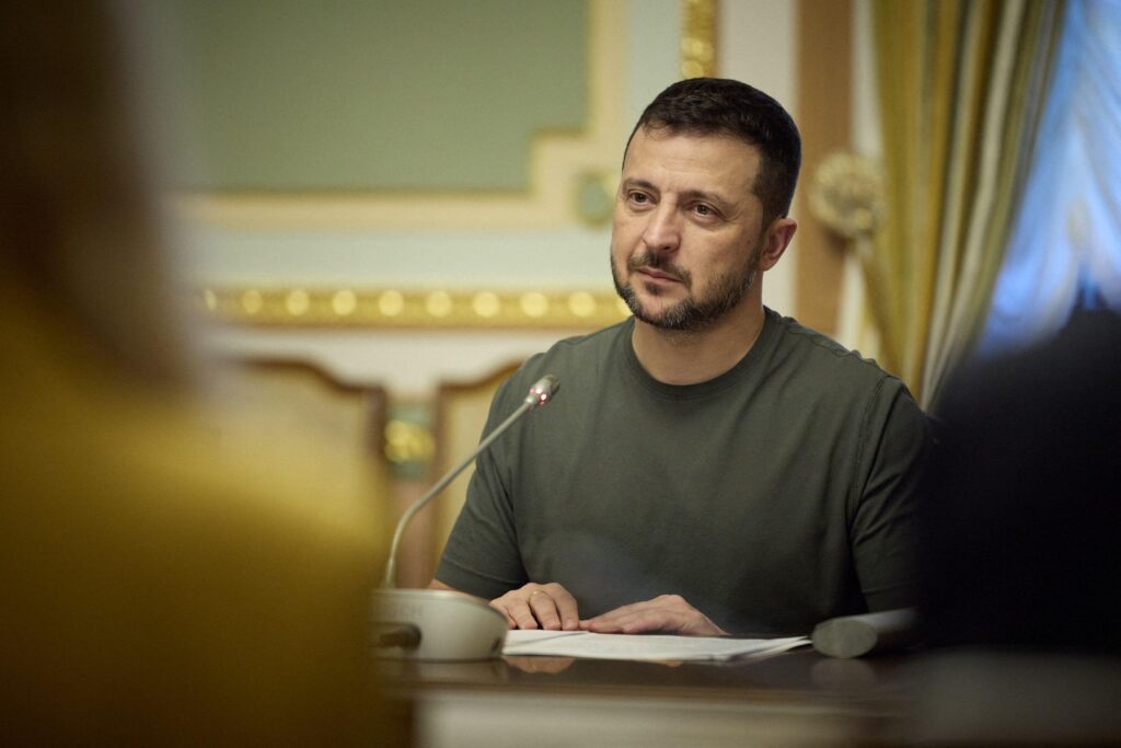Ukraine et Zelensky aujourd'hui à Rome : "Nous pouvons mettre fin à la guerre en 2025"