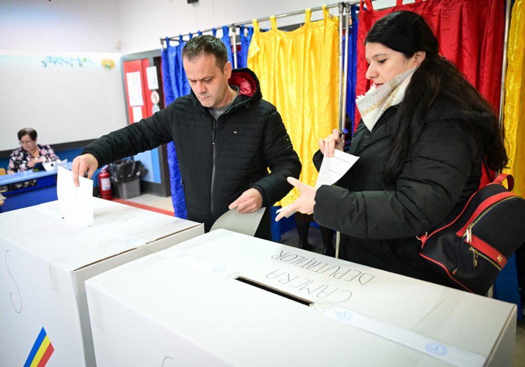 Elections roumaines, la Cour constitutionnelle annule le premier tour de l'élection présidentielle