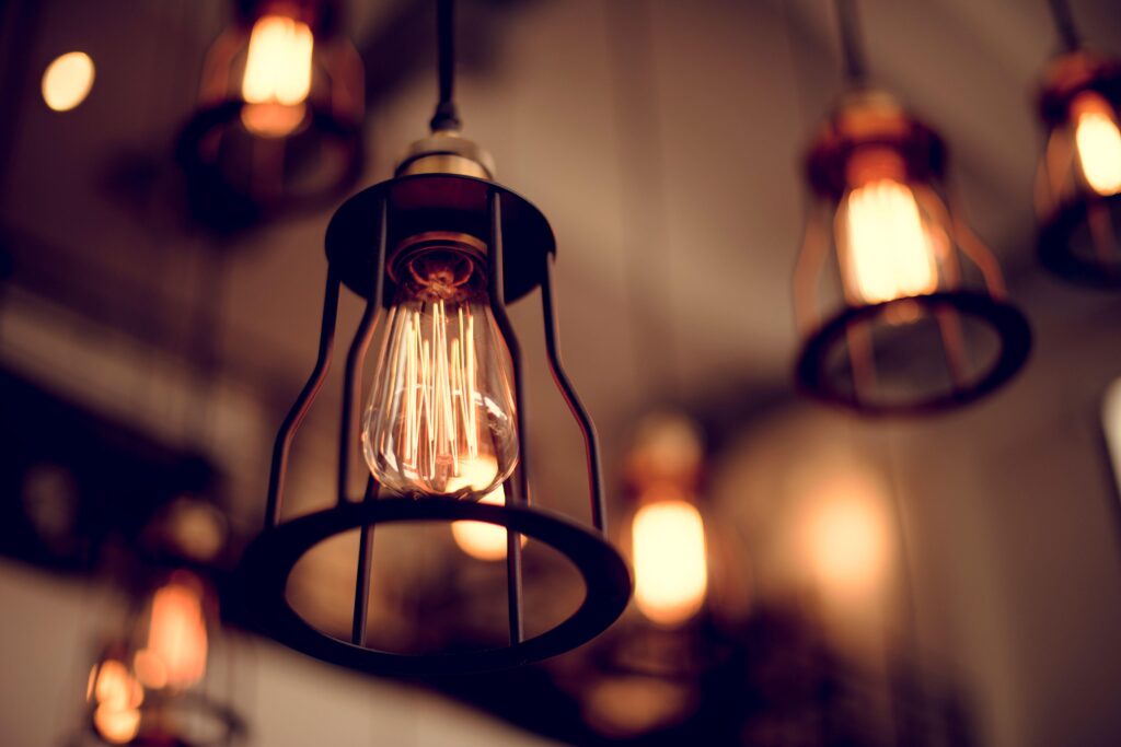 Facture d'électricité, Arera : plus de protection +18,2% au premier trimestre pour les clients vulnérables