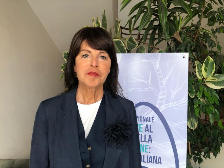 Oncologue Novello : « Des traitements innovants, un changement radical pour le cancer du poumon »