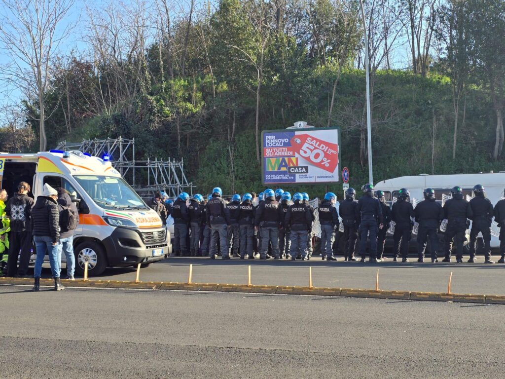 Rome, heurts lors de l'expulsion de Forte Portuense : deux arrestations