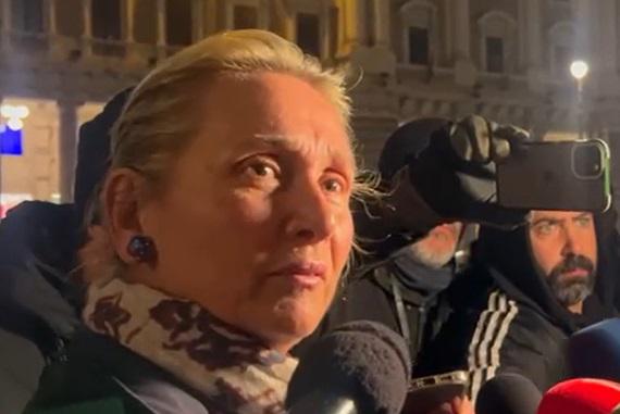 Cecilia Sala, la mère rencontre Meloni : "Il y a beaucoup de confiance, ils travaillent"