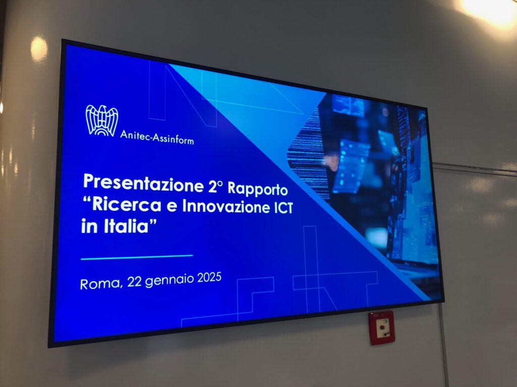 Édition II présentée du rapport "Recherche et innovation des TIC en Italie"