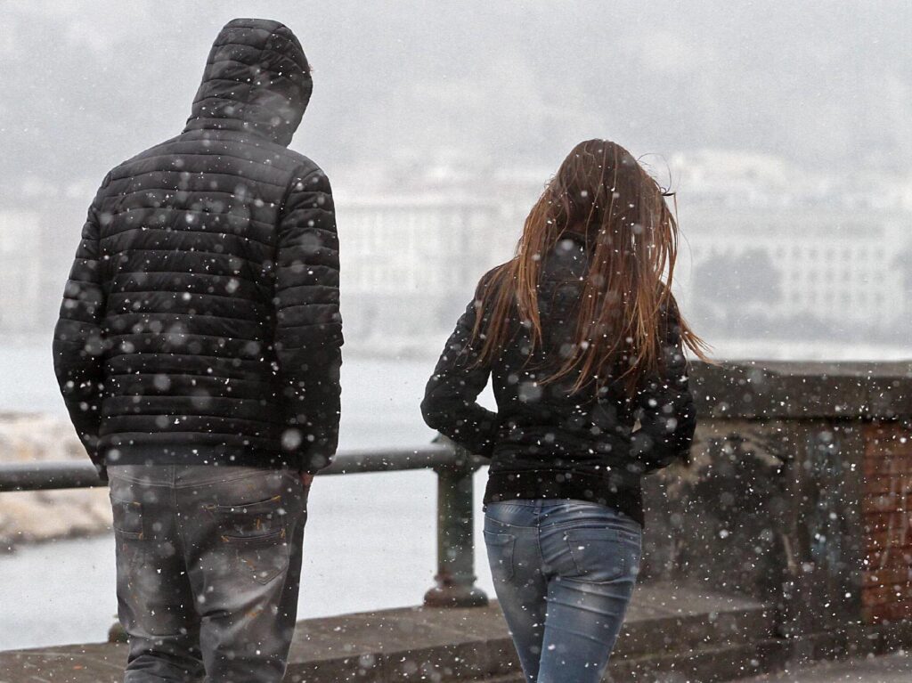 Mauvais temps, avertissement de neige. Écoles fermées aujourd'hui en Campanie, en Calabre et en Basilicate