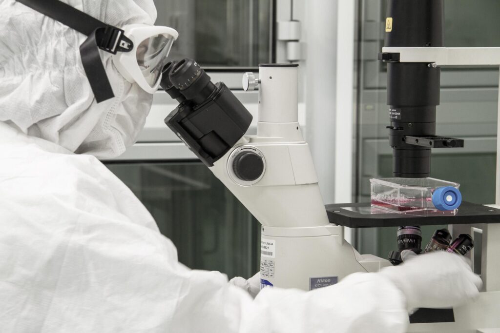 Santé, premier patient adulte atteint d'une maladie rhumatologique traité avec Car-T à Gemelli