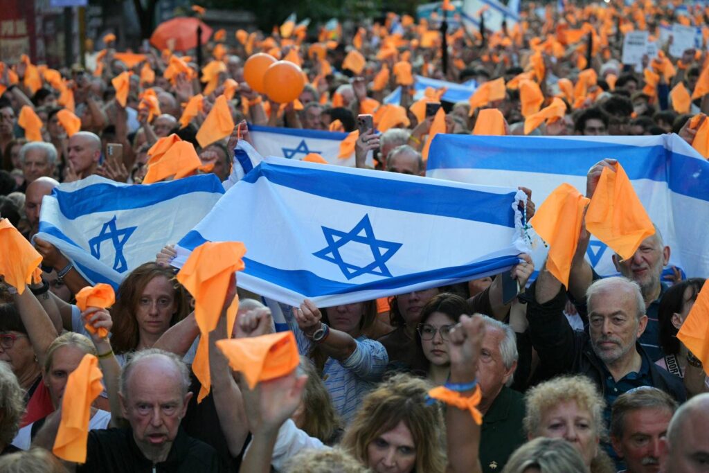 Contrat Israel-Hamas pour la livraison 4 otages. À Gaza 6 enfants Palestiniens décédés de froid