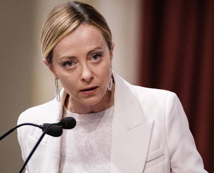 Meloni: "Les patrons de la mafia contre moi? Confirmez que nous sommes sur la bonne voie"