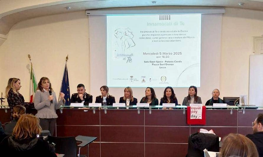 Dans Lecce `` In Love With You '', Itinérant Project de Codere Italia