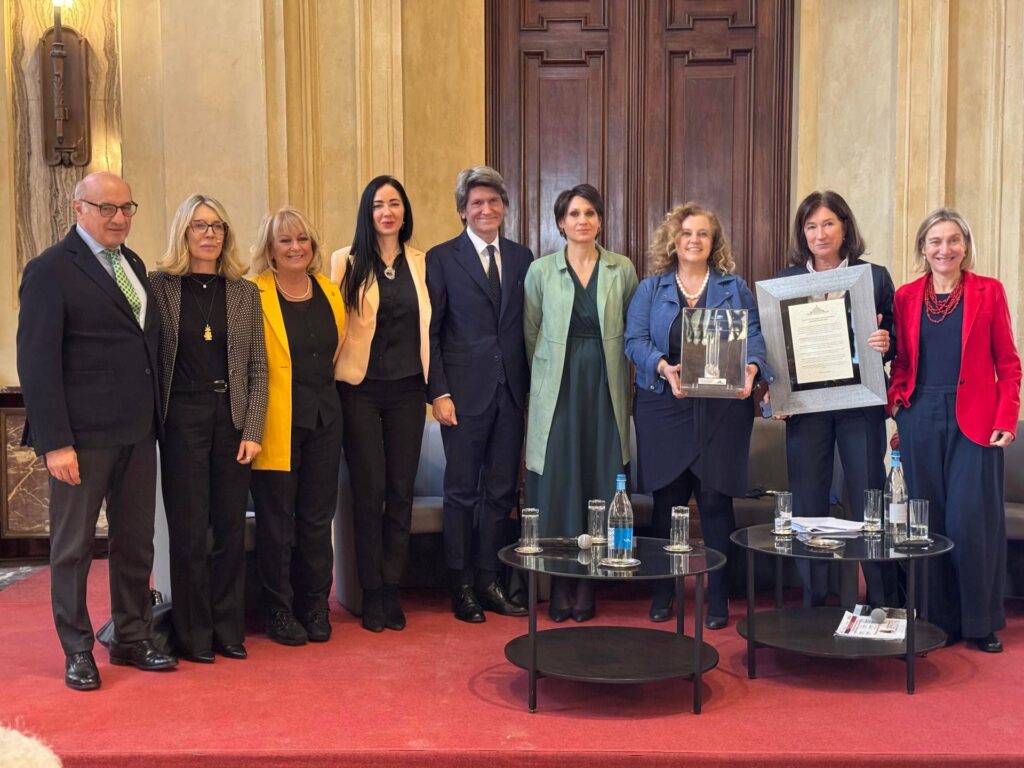 La dépendance économique des femmes, dans la conférence de Milan, Alleanza Assicirazioni