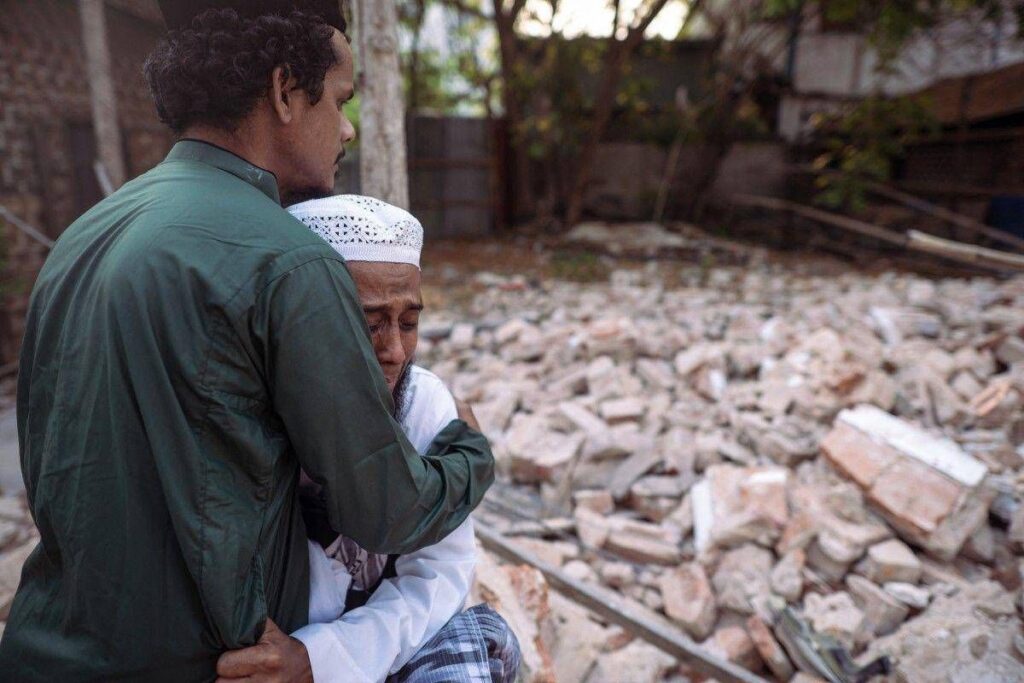 Myanmar Earthquake, "au moins 2 028 morts": femme extraite vivante par des décombres après 60 heures