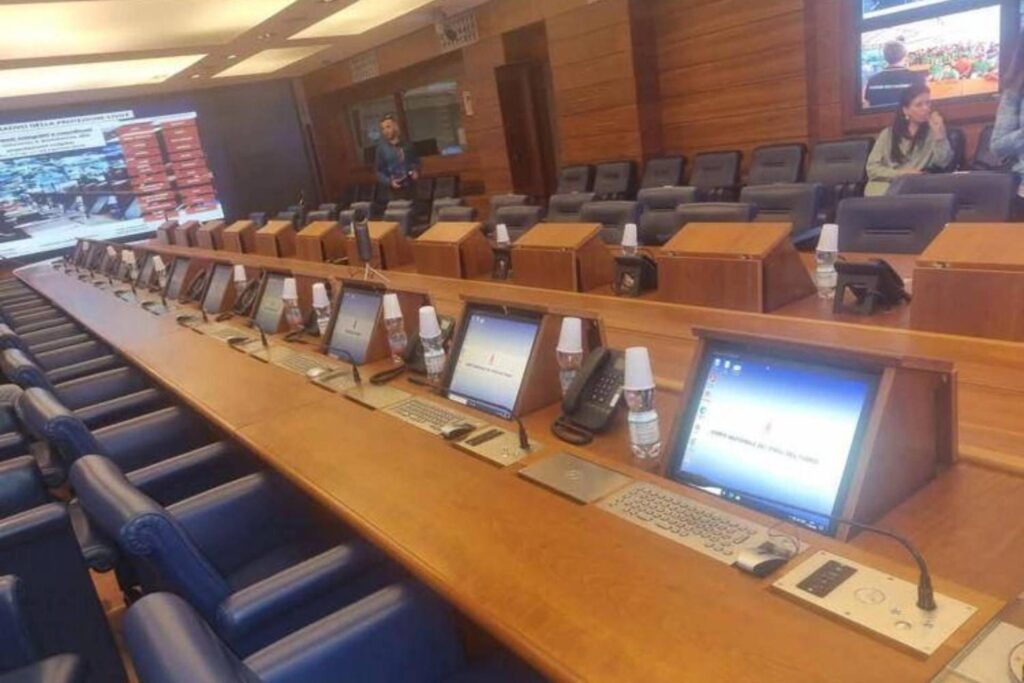 Retour Académie lors d'une visite didactique au Département de la protection civile pour former des experts en gestion des risques