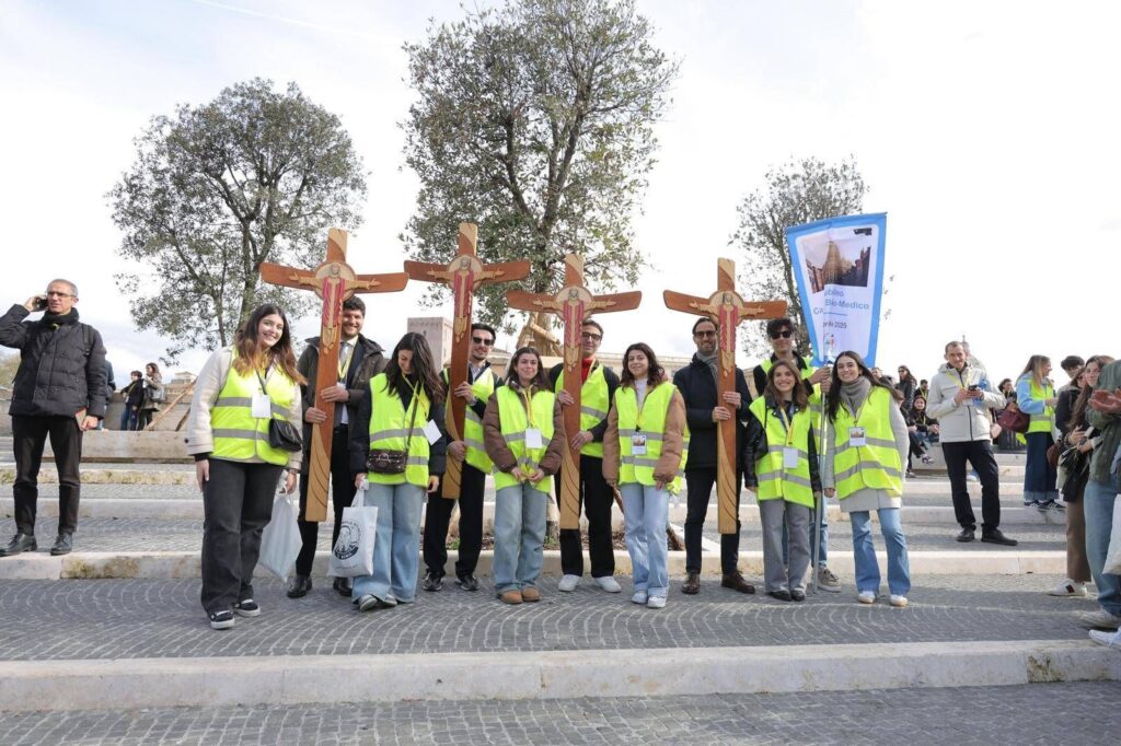 À San Pietro, le jubilé du campus bio-médical, plus d'un millier de personnes sur le chemin et le souvenir