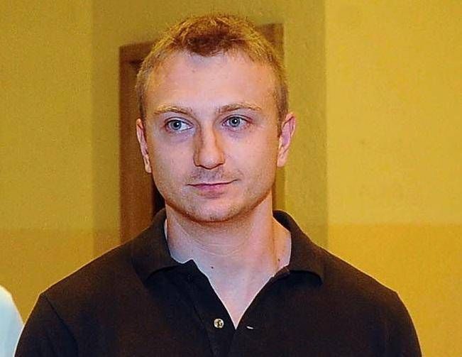 Affaire Garlasco, accordé à semi-terre à Alberto Stasi