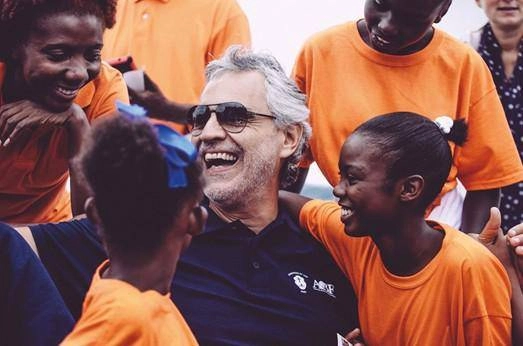 Jubilé malade, Bocelli: "infirmières indispensables, reconnaissantes"