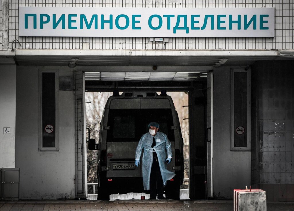 Le virus mystérieux terrifie la Russie, tousse avec du sang entre les symptômes: ce que nous savons