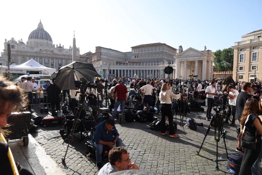 Pape François, Ciclien: "250 000 personnes à Rome pour les funérailles, il alerte pour gérer les flux"