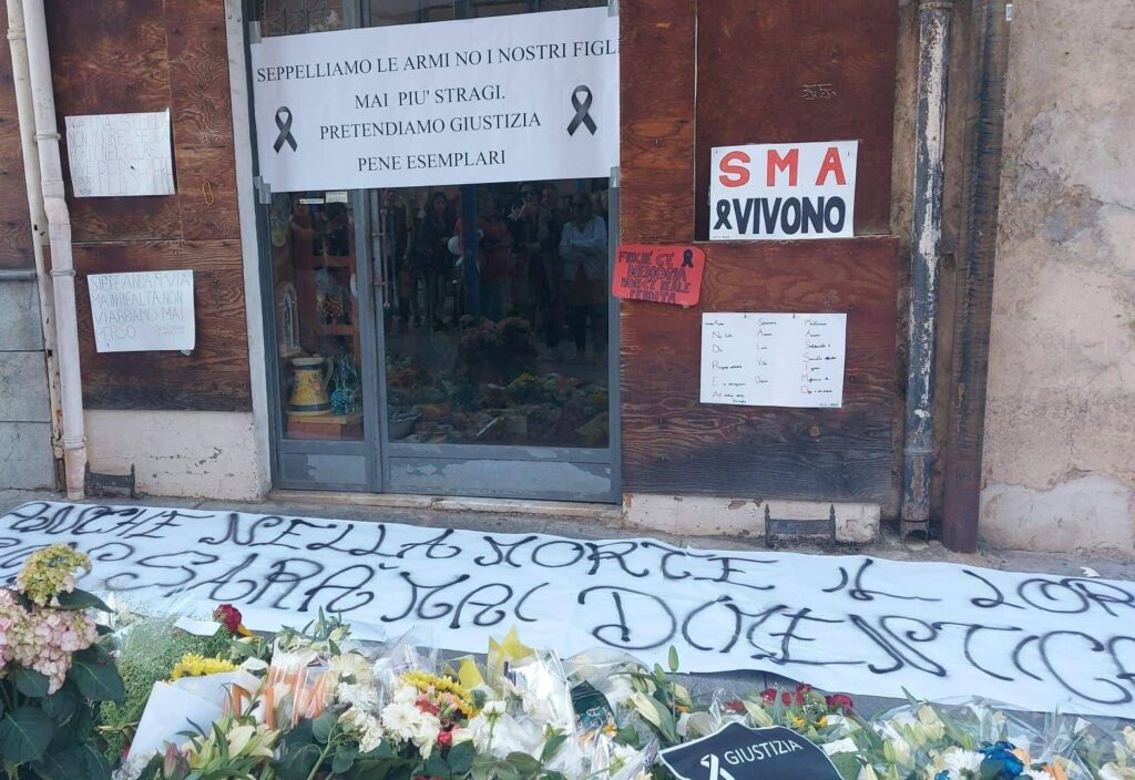 Tir à Monreale, suspect avoue devant le juge enquêteur: il pleure et demande pardon pour le massacre