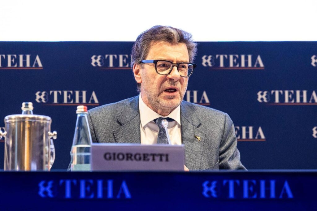 USA Doues, Giorgetti: "Rien de panique, évitez les contre-mesures"